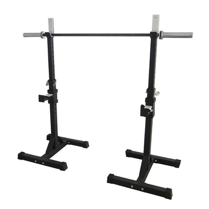 Stable squat rack that takes up as less space as possible.